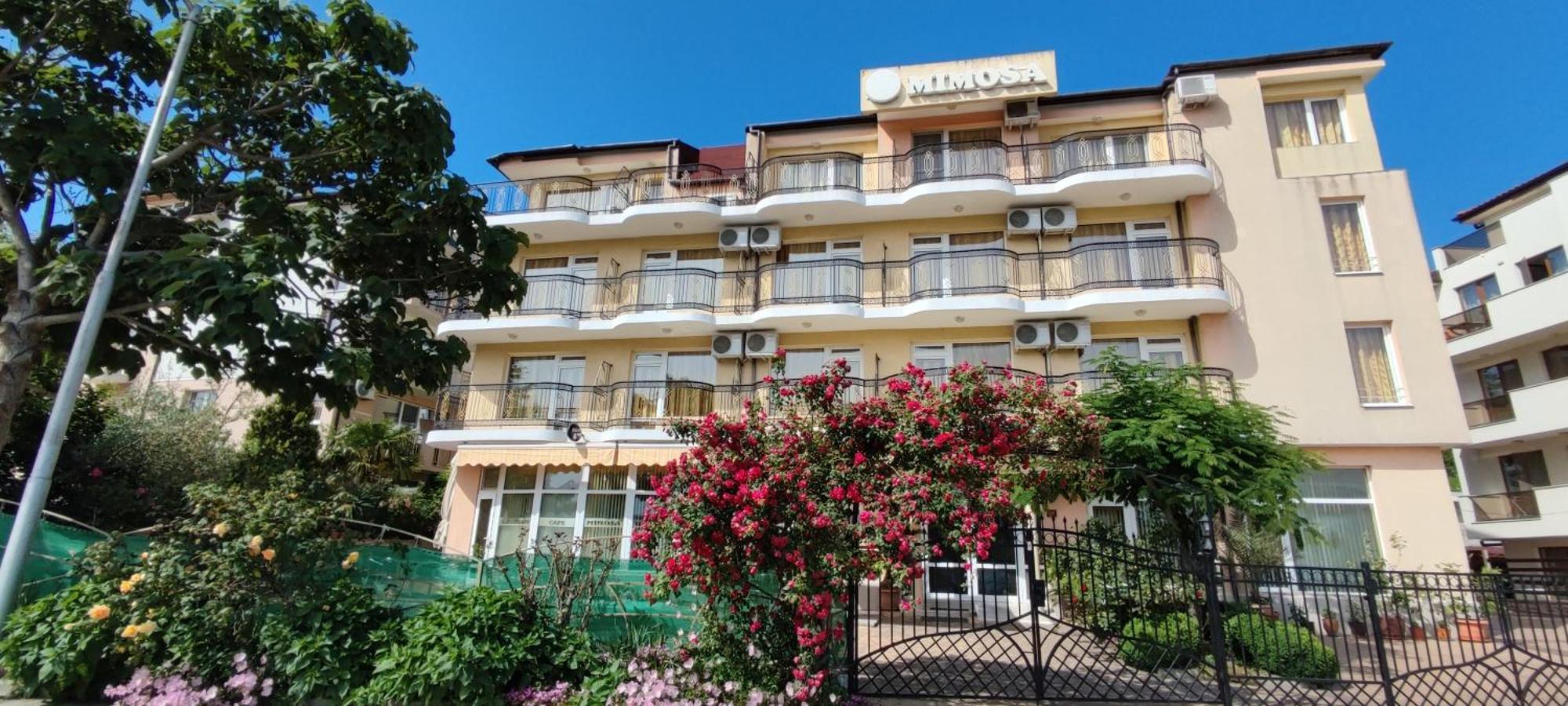 Family Hotel Mimosa Царёво Экстерьер фото