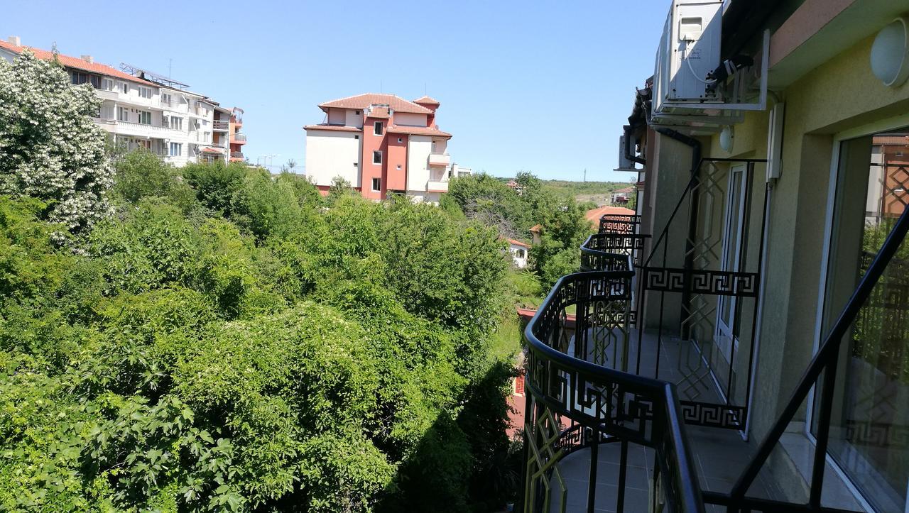 Family Hotel Mimosa Царёво Экстерьер фото