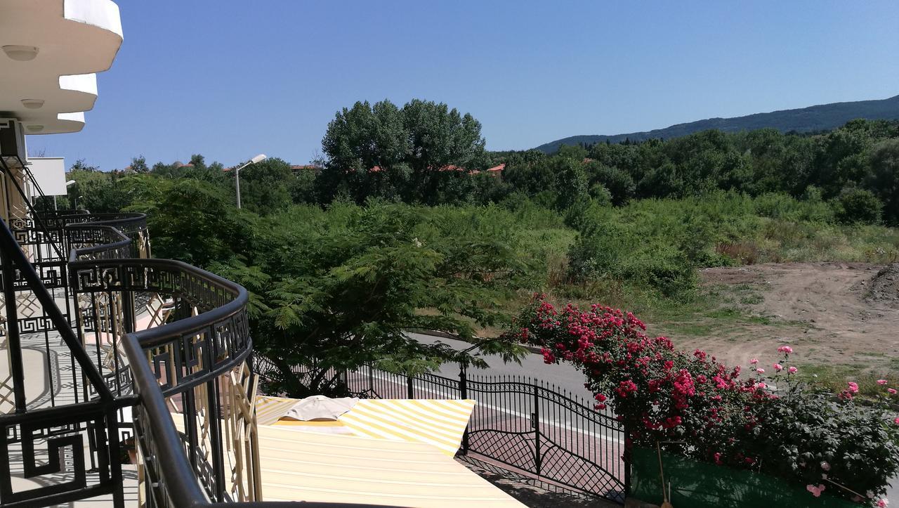 Family Hotel Mimosa Царёво Экстерьер фото